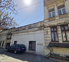 Продам 4-к квартиру 150 м² под бизнес – Асташкина, фасад, центр