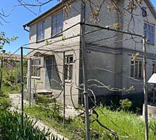 Дом 2 этажа в кооперативе "Заря" – 6 соток, сад, рядом озеро