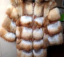 Продам шубу натуральную из лисы