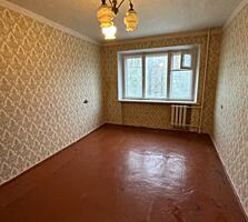 Продається 2-кімнатна квартира на Крилова, 4/5, цегла