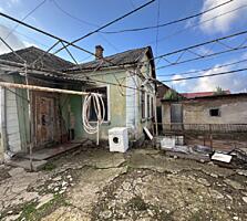 Срочно. Дом в центре под кап ремонт. Парк Победы