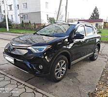 Продам Toyota RAV4, 2017 год