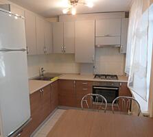 Продаю классную 2-х комнатную квартиру (парк им. Т. Г. Шевченко)