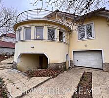 Casă cu 2 niveluri, com. Dumbrava Vă propunem spre vânzare casă cu 2 .