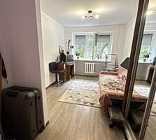 Продам комнату с ремонтом на Варненской. Рядом парк