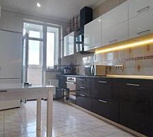 2-комнатная квартира с ремонтом и мебелью в ЖК Тирас/ Ак.Королева