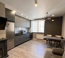 Продам двузкомнатную квартиру на Таирова в новом доме.