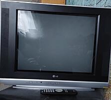 Продаю телевизор LG б/у