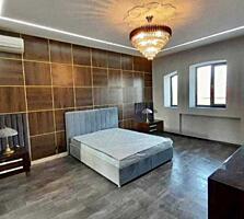 Продам трехэтажный дом 625 кв. м., Совиньон -1.