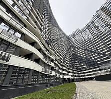 В продаже двухкомнатная квартира в одном из самых элитных комплексов .