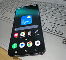 SAMSUNG S22+ американец, на snapdragon. 8/128.