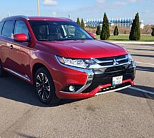 Mitsubishi Outlander PHEV hybrid 2018г.