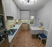 Трехкомнатная Небесной сотни.