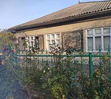 Центр Новых Анен, жилой дом140 м2, с 2-мя гаражами и хоз. постройками.