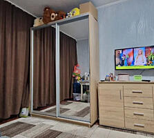 Продам 1-комнатную квартиру в центре п.Котовского с видом на парк