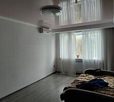 Продам 2-х комнатную квартиру на пр-те Добровольского