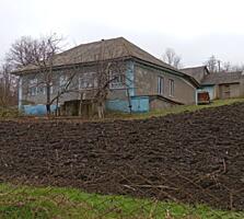 Продается капитальный каменный дом 122 м. 2., с. Мокра, 5000$