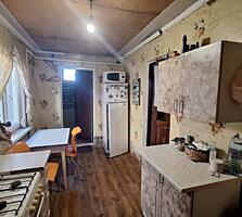 В продаже два отдельных дома из ракушняка в самом центре ...