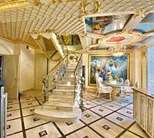 Продаётся эксклюзивный пентхаус в доме VIP-класса, расположенном в ...