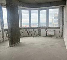 Продается комфортабельный пентхаус с панорамным балконом и ...