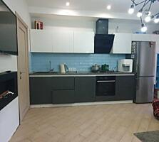 В продаже дом 74 кв.м в историческом Центре Одессы. Три этажа: первый 