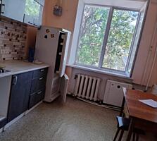 Продам 3-х комнатную квартиру в с. Петровка.