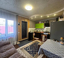 Продам 2-х этажный дом в п.Большевик (ул.8 Марта)