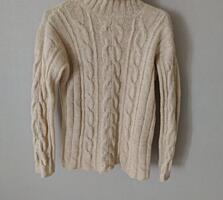 Продам свитер (100% шерсть) размер 48-50