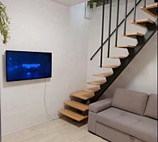 Продам двухэтажный танхаус 52 кв. м., Слободка.