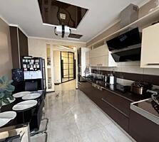 36598Предлагается просторная и полностью ...