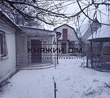 Продаж будинку з ділянкою 20 соток з асфальтованим під'їздом. під