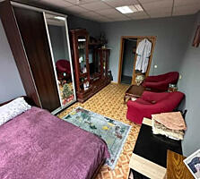 продам 3х комнатную квартиру + рядом готовый бизнес.