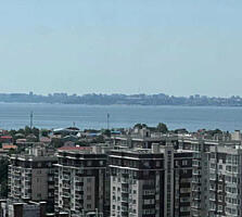 Продам 2-х комн. квартиру с видом на море.