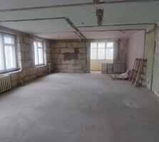 3 комн, Балка, р-н Тернополя, 1/5, под ремонт