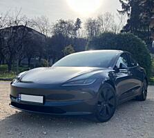 Продаю Tesla Model 3 Highland