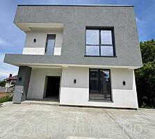 Casă cu 3 niveluri, sect. Botanica Vă propunem spre vânzare casă cu 3 