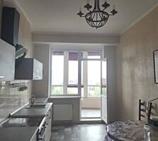 Предлагается к продаже просторная 2 комнатная квартира в новом сданом 