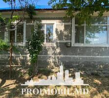 Vă propunem spre vânzare această casă în Grătiești, str. 8 Martie, cu 