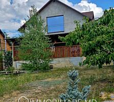 Casă cu 2 niveluri, com. Colonița Vă propunem spre vânzare casă cu 2 .