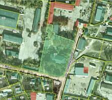 De vânzare teren cu construcții în orașul Sângerei – 56,7 ari