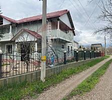 De Vinzare Vila spatioasa Linga Padure si apropae de Nistru.