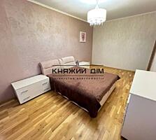 Продаж 2-кімнатної роздільної квартири на Срібнокільська 12. Поверх ..