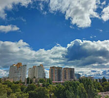 Продаётся 3-комнатная квартира на проспекте Шевченко.