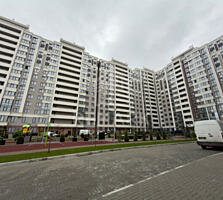 Apartament spațios în variantă albă — cu posibilitatea de ați cea ...