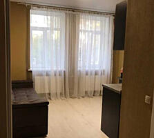 Продам 1 комнатную квартиру , рядом центр.