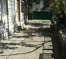 Продам два дома в районе Большевик