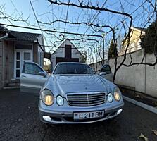 Mercedes E-Class 2002 г.