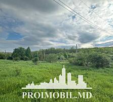 Spre vânzare se oferă teren pentru vile, situat în r. Criuleni com. ..
