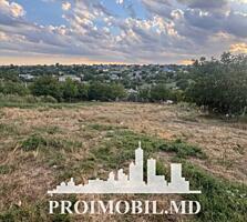 ​ Spre vânzare se oferă 2 terenuri pentru construcții, situate în ...