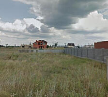 Участок 10 соток в Новой Дофиновке.